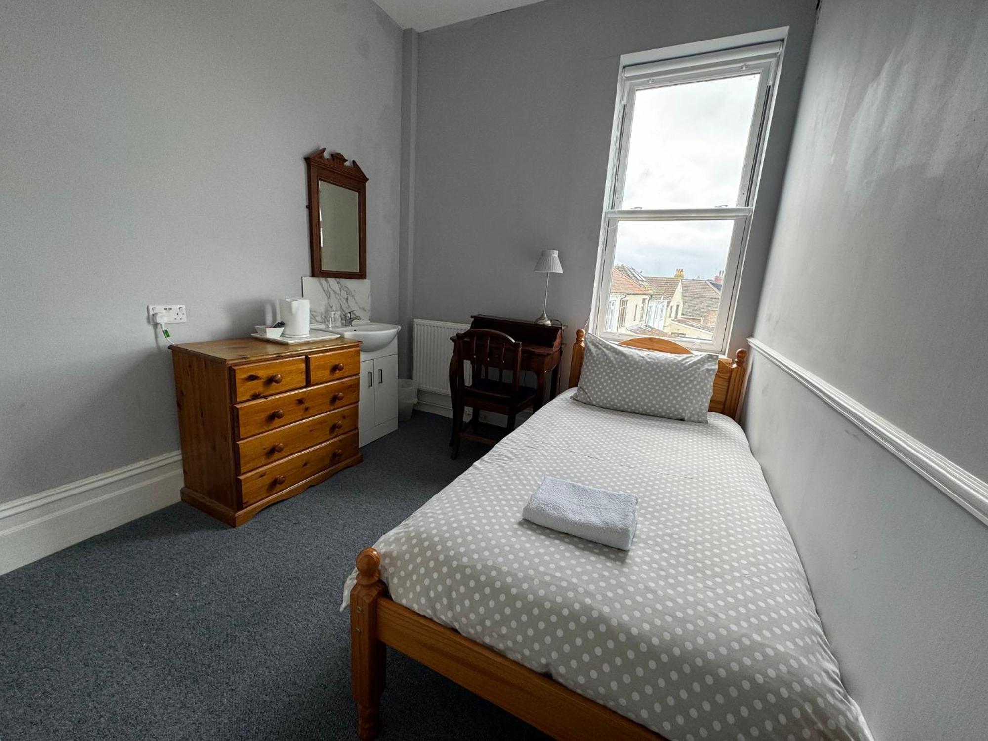 The Elms Guest House Bristol Filton Exterior foto
