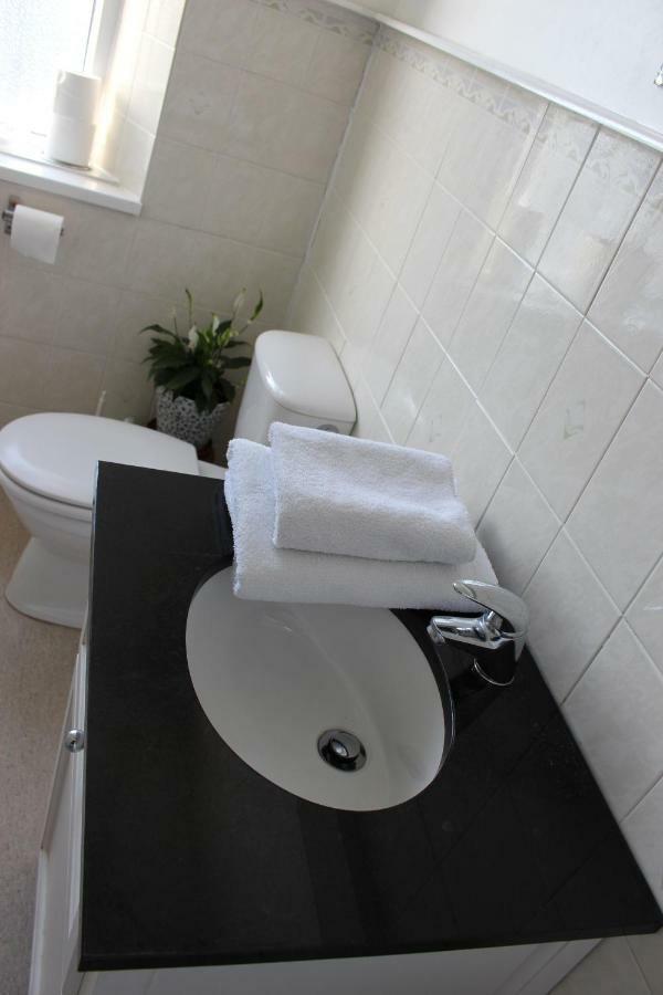 The Elms Guest House Bristol Filton Exterior foto